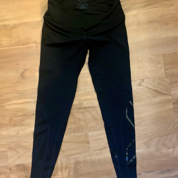 Compression Tights: 2XU - Picture 11 of 14